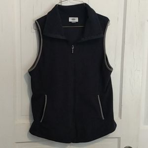 Old Navy fleece vest